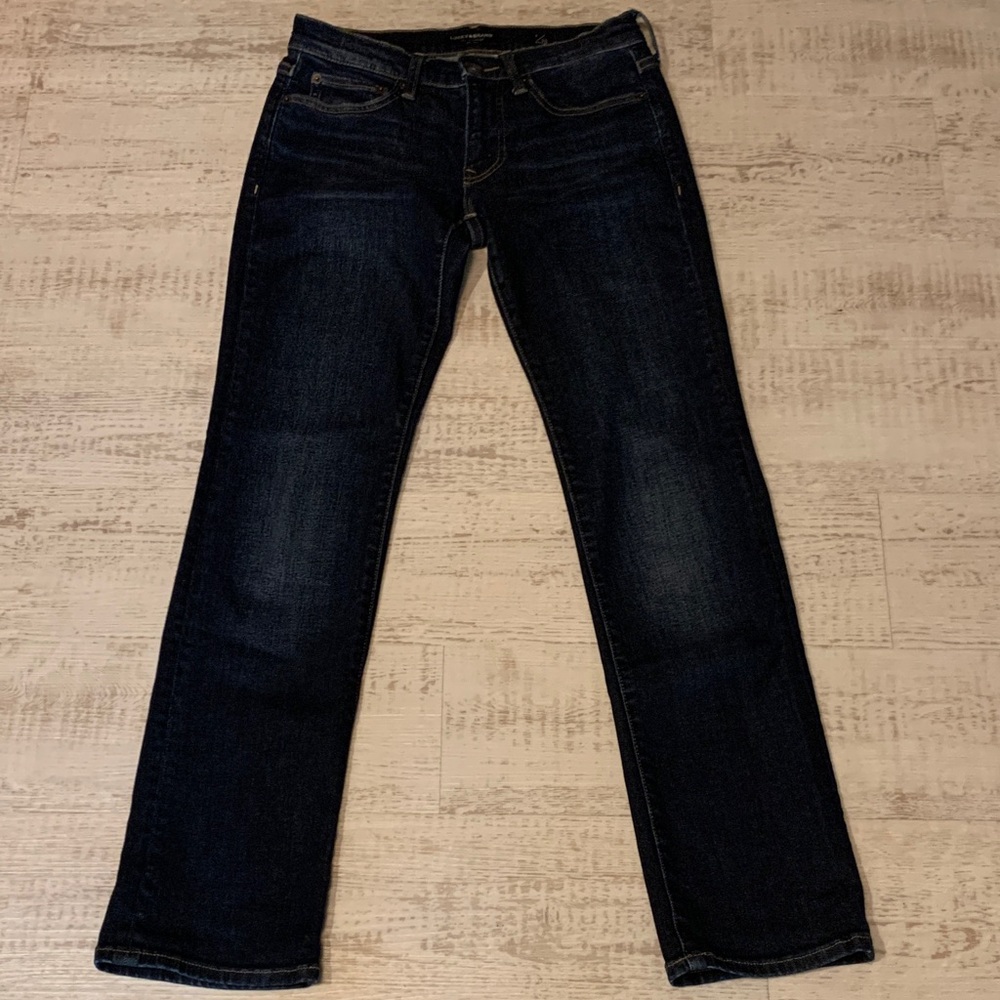 Lucky Brand mid rise sweet straight size 2/26 regular EUC like new!